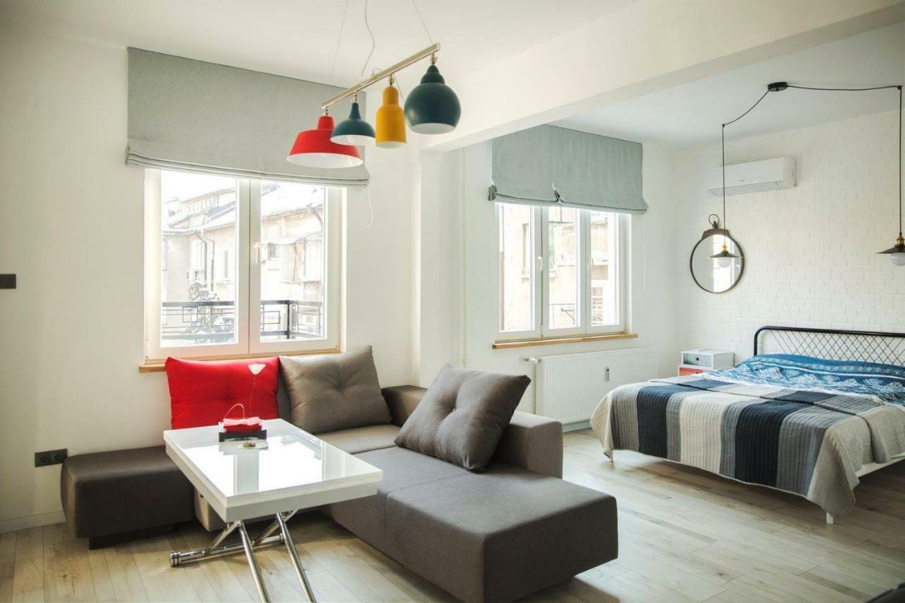 Sunny Studio On Ulica Lyuben Karavelov โซเฟีย ภายนอก รูปภาพ